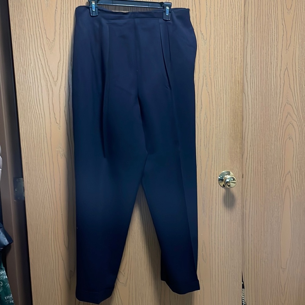 Women’s Pants